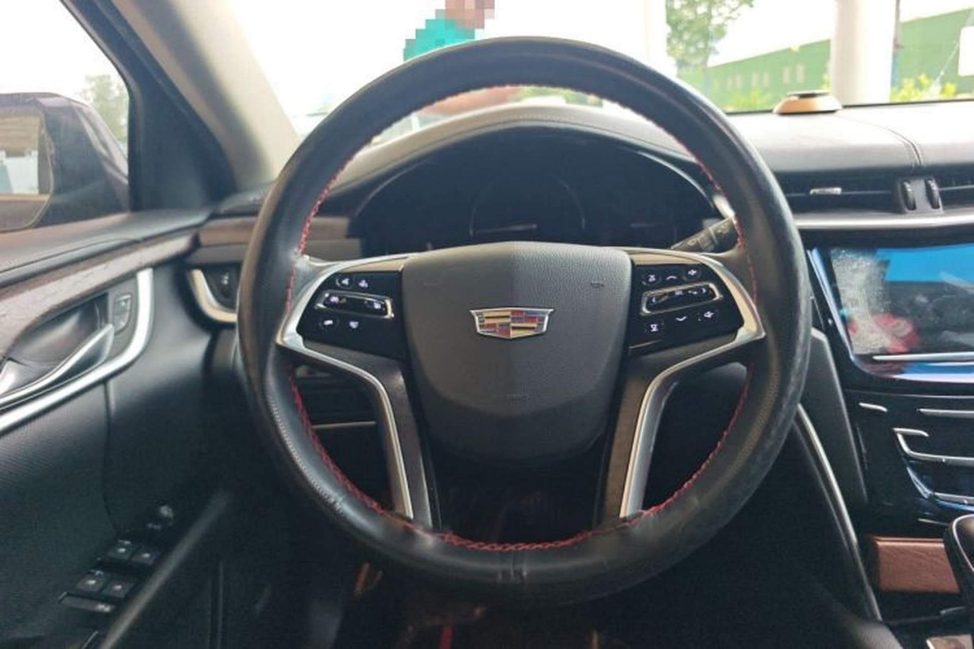 Used Cadillac XTS 2018 28T Elite Edition Steering Wheel