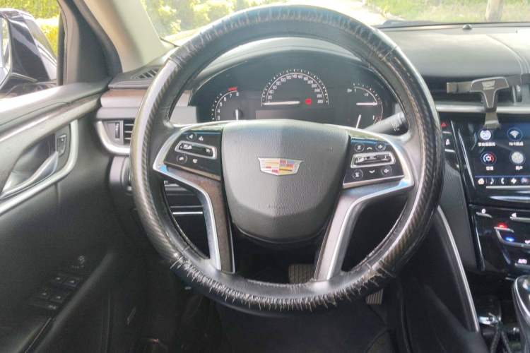 Used Cadillac XTS 2018 28T Elite Edition Steering Wheel
