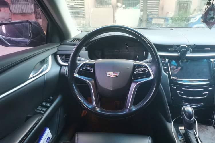 Used Cadillac XTS 2018 28T Tech Edition Steering Wheel
