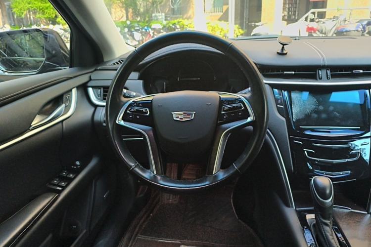 Used Cadillac XTS 2018 28T Tech Edition Steering Wheel