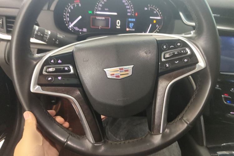 Used Cadillac XTS 2018 28T Tech Edition Steering Wheel