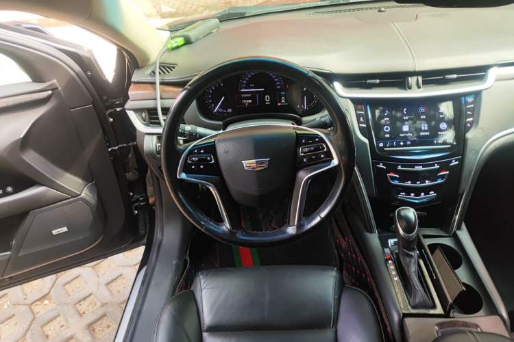 Used Cadillac XTS 2018 28T Elite Edition Steering Wheel