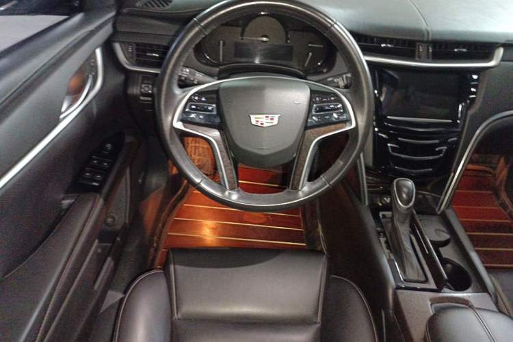 Used Cadillac XTS 2018 28T Tech Edition Steering Wheel