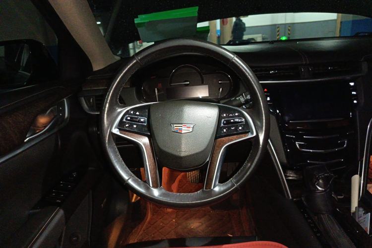 Used Cadillac XTS 2018 28T Elite Edition Steering Wheel