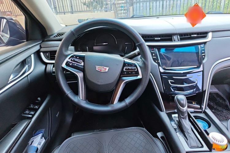 Used Cadillac XTS 2018 28T Tech Edition Steering Wheel