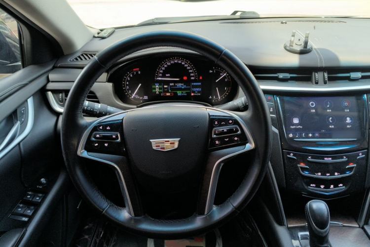 Used Cadillac XTS 2018 28T Tech Edition Steering Wheel