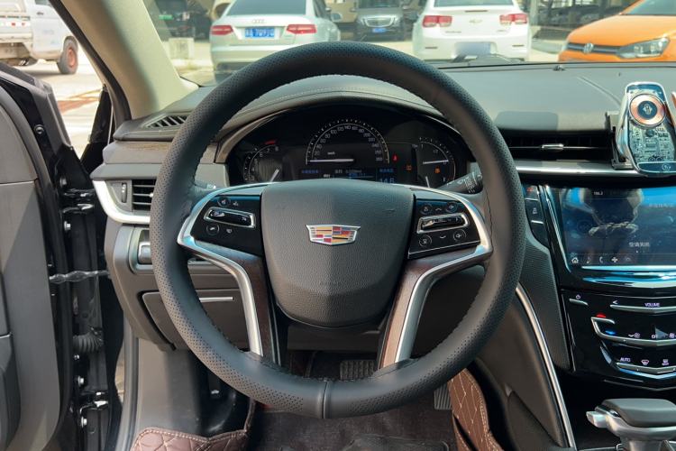 Used Cadillac XTS 2018 28T Elite Edition Steering Wheel