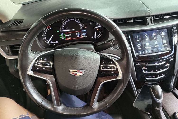 Used Cadillac XTS 2018 28T Elite Edition Steering Wheel