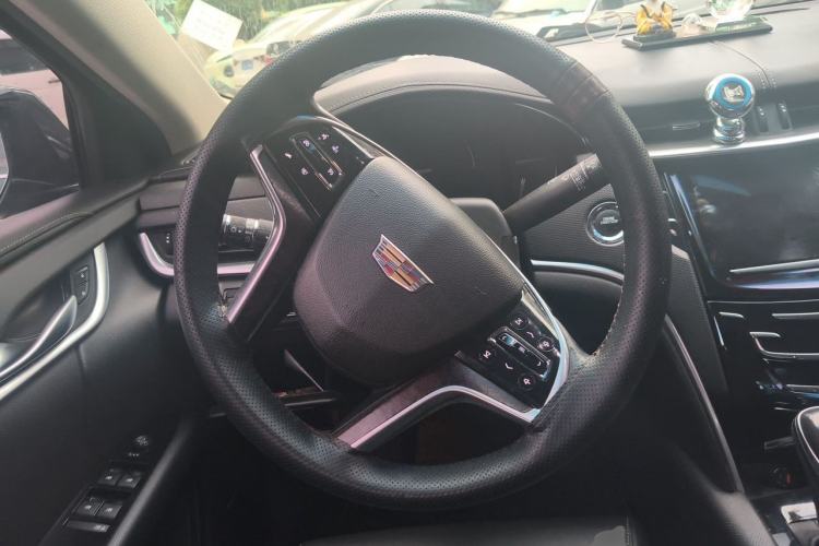 Used Cadillac XTS 2018 28T Tech Edition Steering Wheel