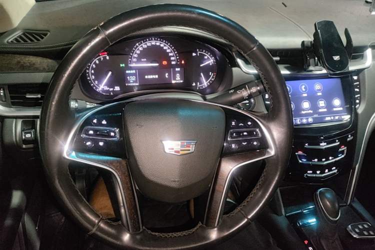 Used Cadillac XTS 2018 28T Elite Edition Steering Wheel