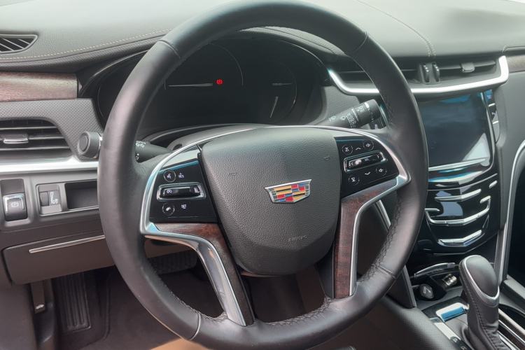 Used Cadillac XTS 2018 28T Elite Edition Steering Wheel