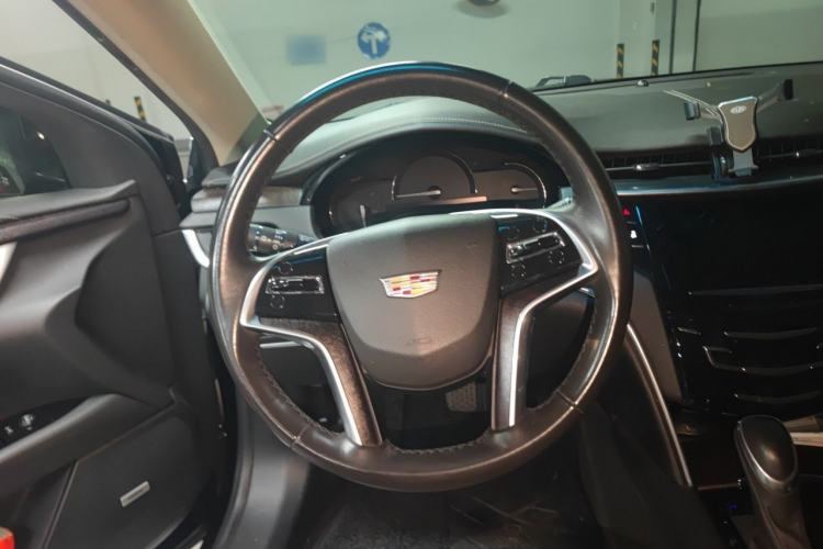 Used Cadillac XTS 2018 28T Elite Edition Steering Wheel