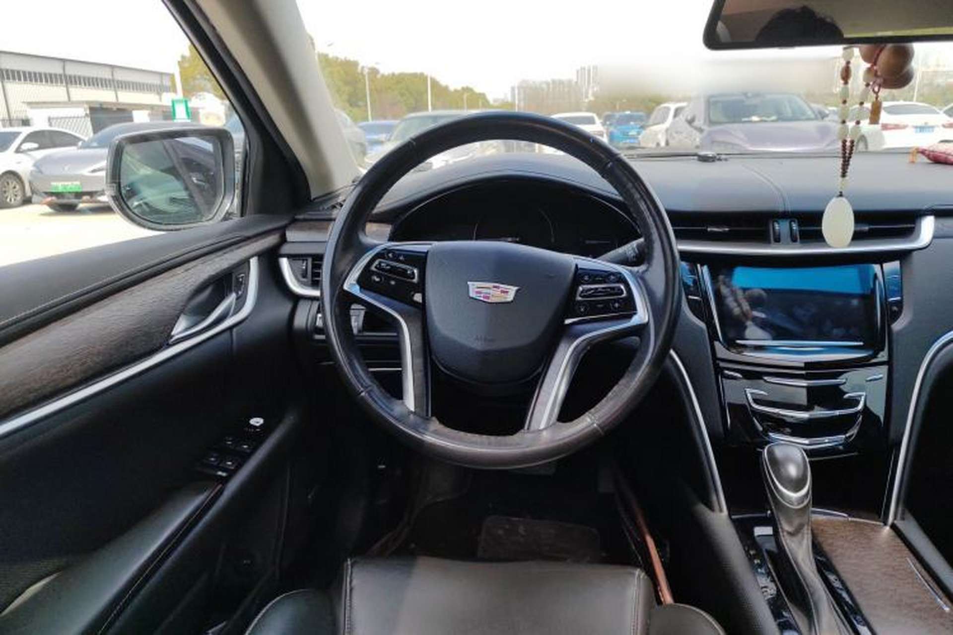 Used Cadillac XTS 2018 28T Elite Edition Steering Wheel