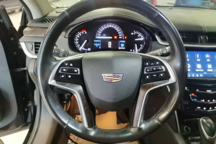 Used Cadillac XTS 2018 28T Elite Edition Steering Wheel