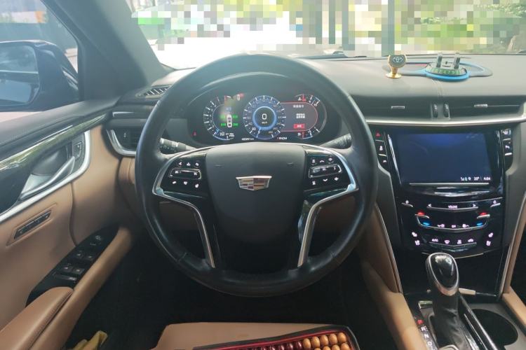 Used Cadillac XTS 2018 28T Luxury Edition Steering Wheel