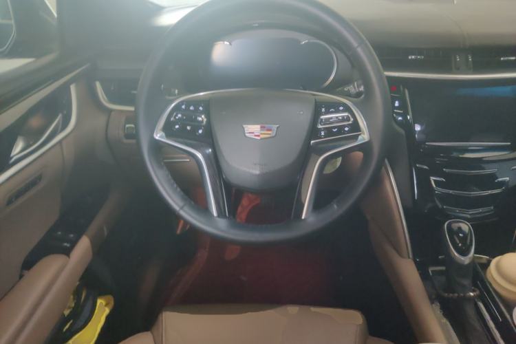 Used Cadillac XTS 2018 28T Luxury Edition Steering Wheel