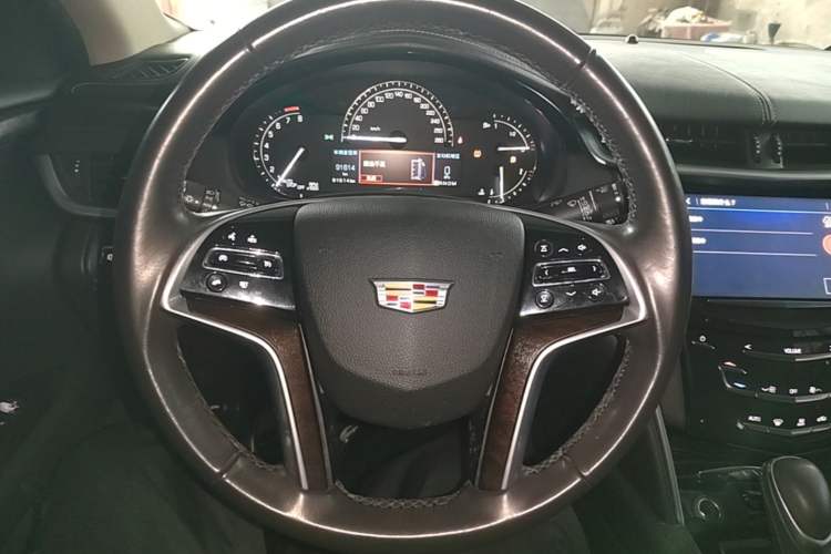 Used Cadillac XTS 2018 28T Elite Edition Steering Wheel