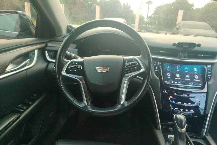 Used Cadillac XTS 2018 28T Elite Edition Steering Wheel
