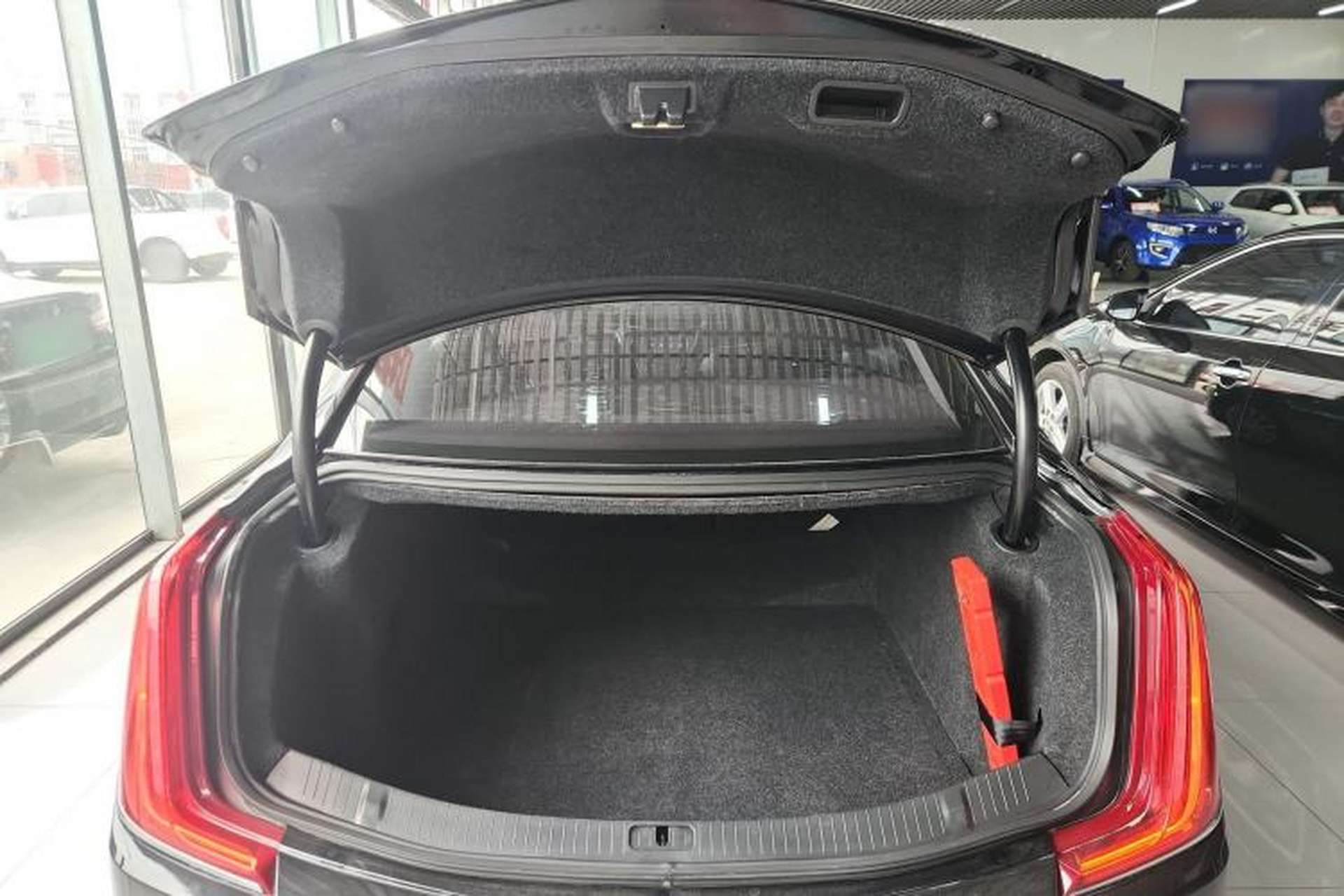 Used Cadillac XTS 2018 28T Tech Edition Trunk