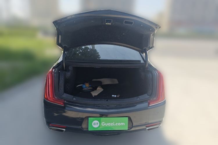 Used Cadillac XTS 2018 28T Elite Edition Trunk