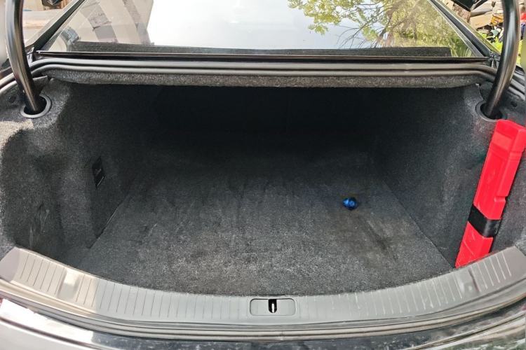 Used Cadillac XTS 2018 28T Elite Edition Trunk