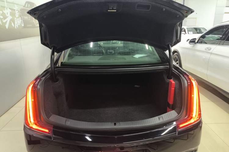 Used Cadillac XTS 2018 28T Tech Edition Trunk