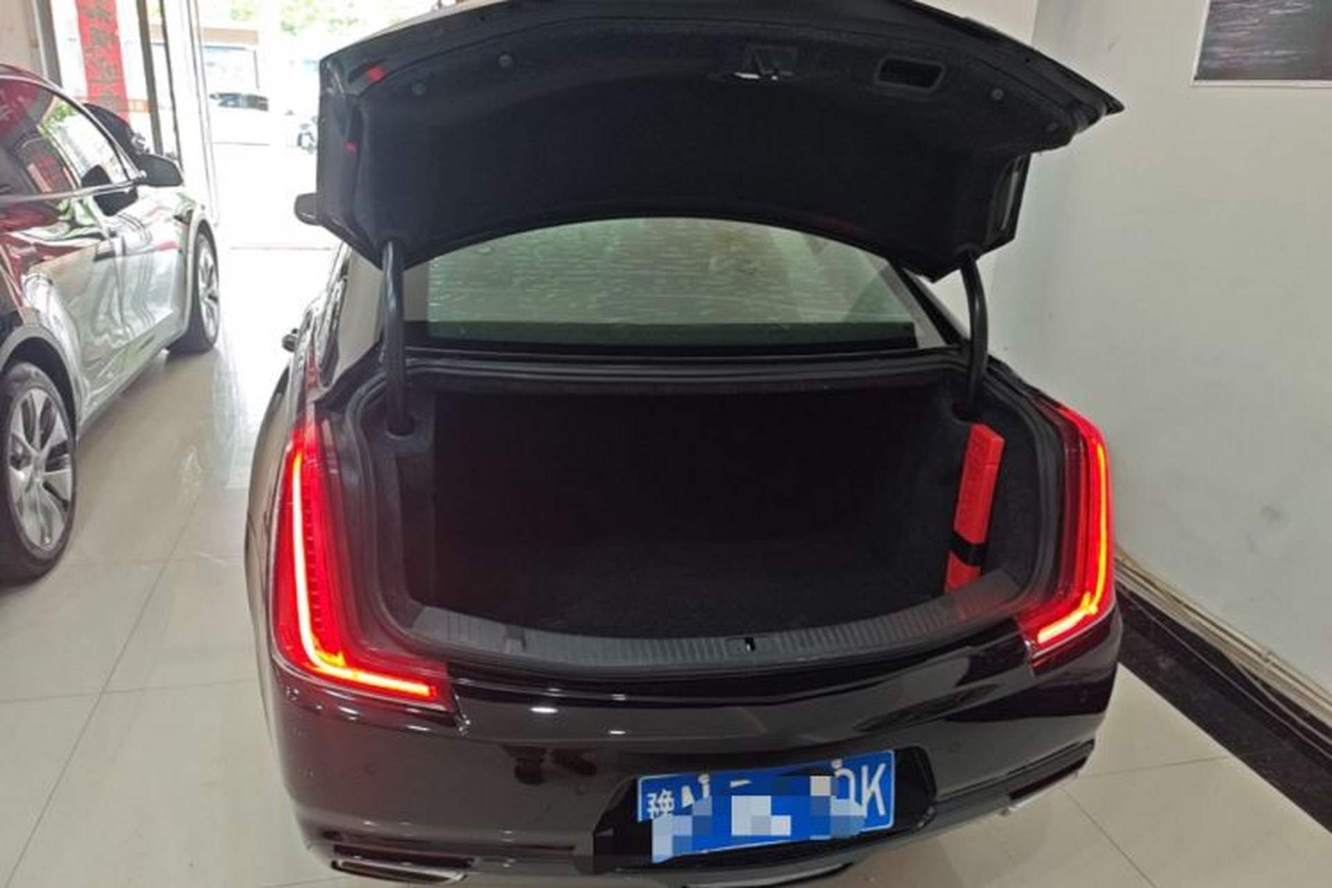 Used Cadillac XTS 2018 28T Tech Edition Trunk