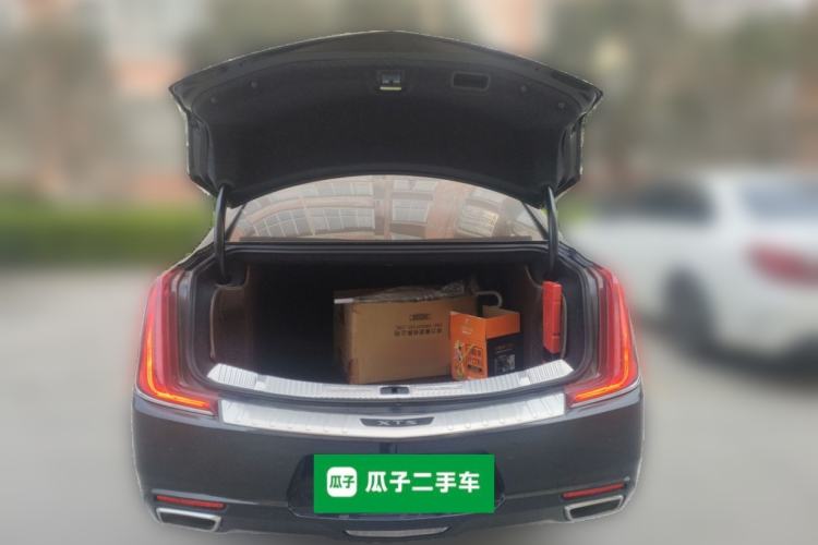 Used Cadillac XTS 2018 28T Elite Edition Trunk
