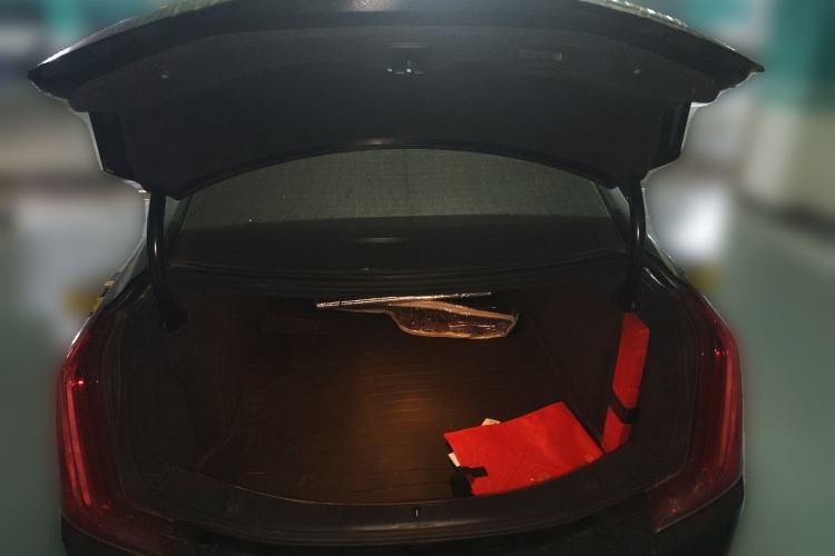Used Cadillac XTS 2018 28T Elite Edition Trunk