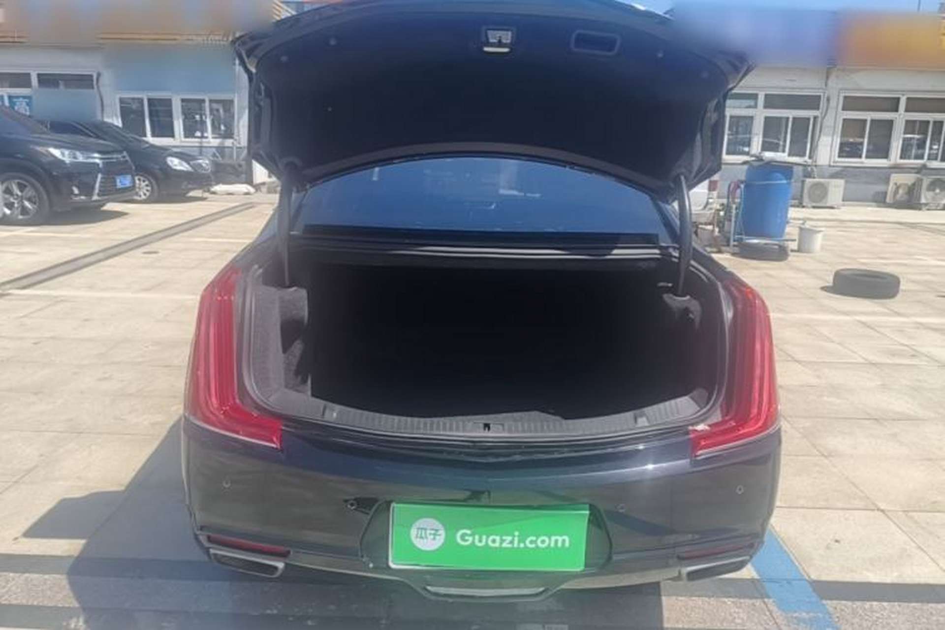 Used Cadillac XTS 2018 28T Elite Edition Trunk