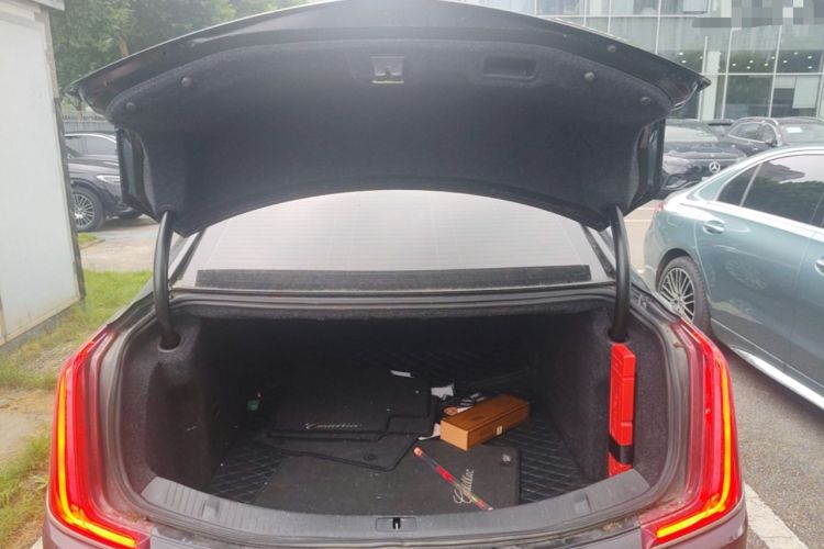 Used Cadillac XTS 2018 28T Tech Edition Trunk