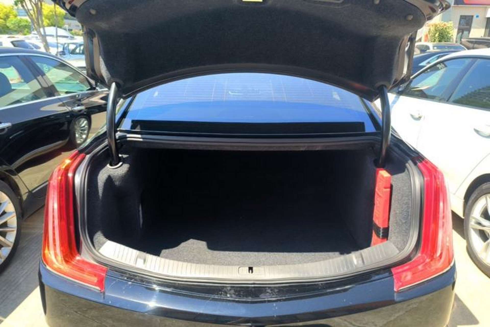 Used Cadillac XTS 2018 28T Tech Edition Trunk
