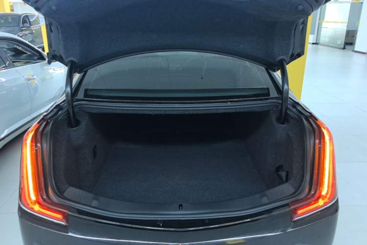 Used Cadillac XTS 2018 28T Tech Edition Trunk
