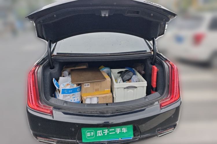 Used Cadillac XTS 2018 28T Elite Edition Trunk
