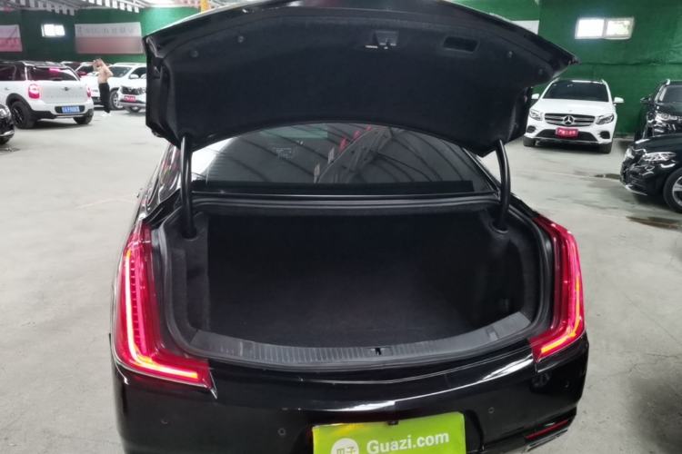 Used Cadillac XTS 2018 28T Elite Edition Trunk