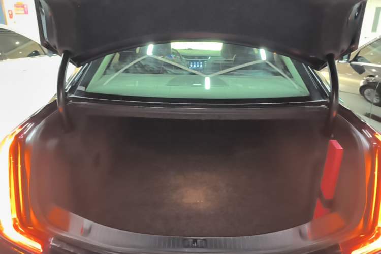 Used Cadillac XTS 2018 28T Tech Edition Trunk
