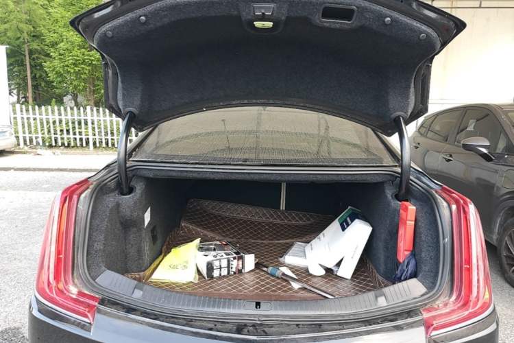 Used Cadillac XTS 2018 28T Tech Edition Trunk