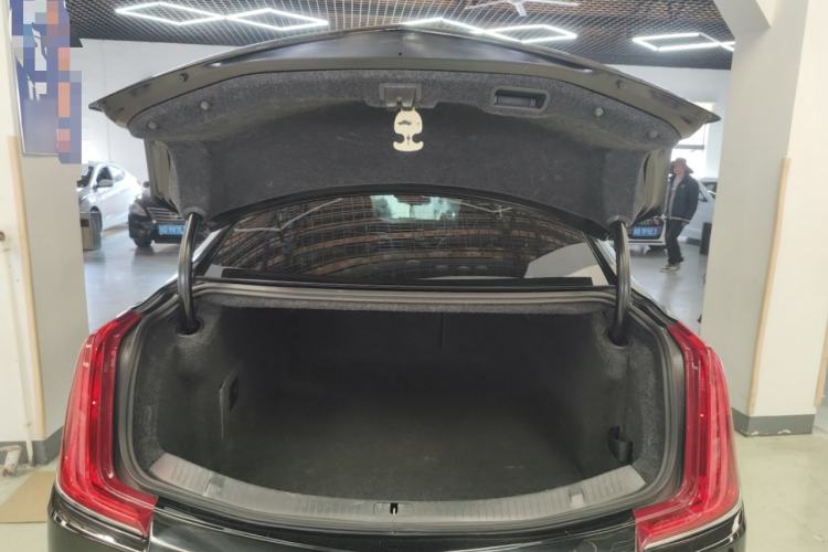 Used Cadillac XTS 2018 28T Tech Edition Trunk