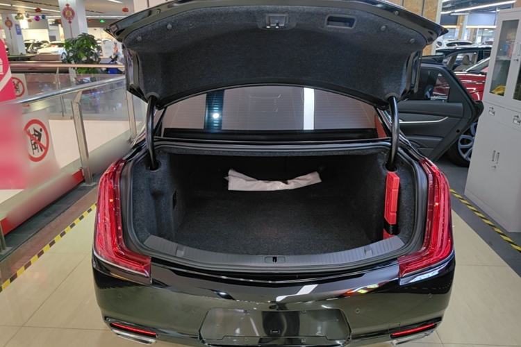 Used Cadillac XTS 2018 28T Tech Edition Trunk