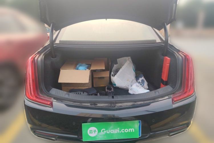 Used Cadillac XTS 2018 28T Elite Edition Trunk