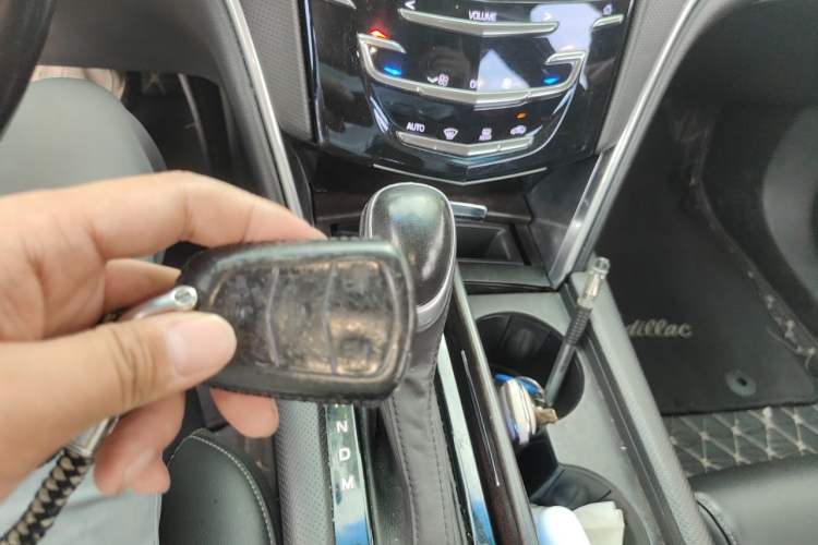 Used Cadillac XTS 2018 28T Tech Edition Vehicle Key