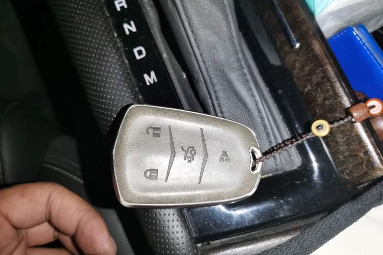 Used Cadillac XTS 2018 28T Tech Edition Vehicle Key