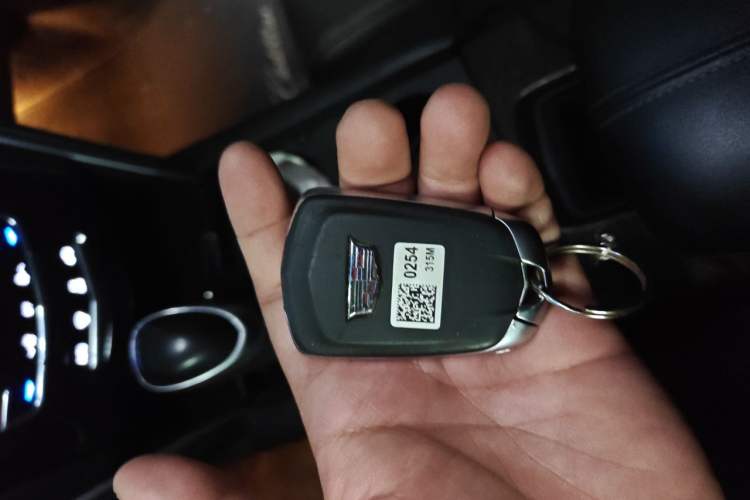 Used Cadillac XTS 2018 28T Elite Edition Vehicle Key