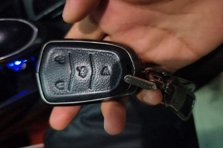 Used Cadillac XTS 2018 28T Tech Edition Vehicle Key