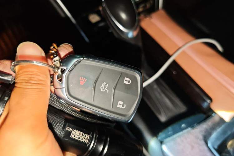 Used Cadillac XTS 2018 28T Tech Edition Vehicle Key
