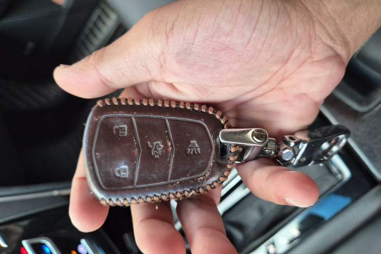 Used Cadillac XTS 2018 28T Tech Edition Vehicle Key