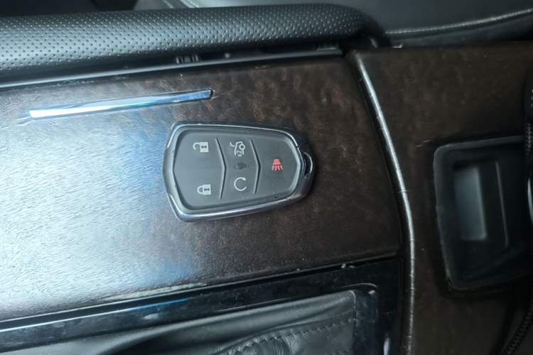 Used Cadillac XTS 2018 28T Elite Edition Vehicle Key