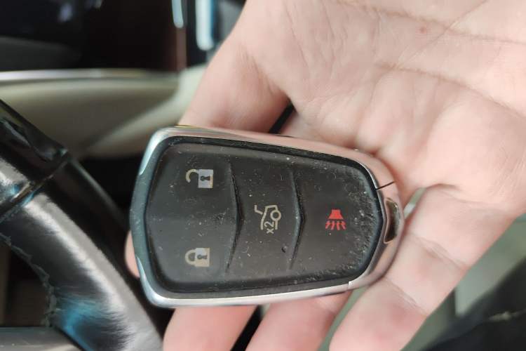 Used Cadillac XTS 2018 28T Tech Edition Vehicle Key