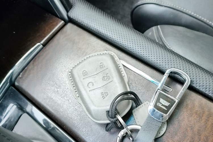 Used Cadillac XTS 2018 28T Elite Edition Vehicle Key