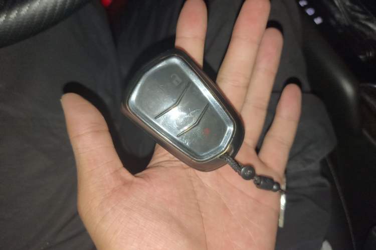 Used Cadillac XTS 2018 28T Tech Edition Vehicle Key
